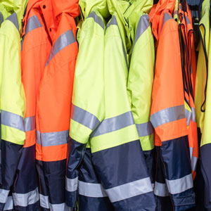 high-hi-vis-builder-clothes-iStock-813059152 - Master Builders WA